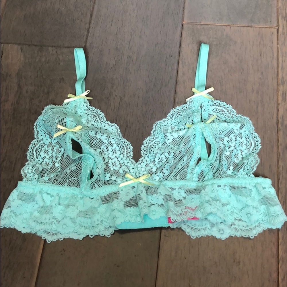 VS Sexy Little Things bralette. Size small. NWOT